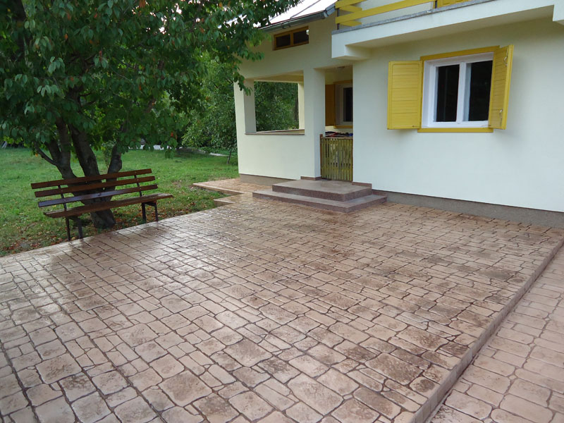 Lucrare - Piatra de râu - New Stampline