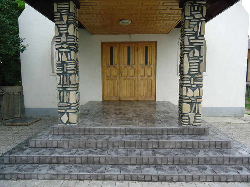 Lucrare - Scări amprentate - New Stampline